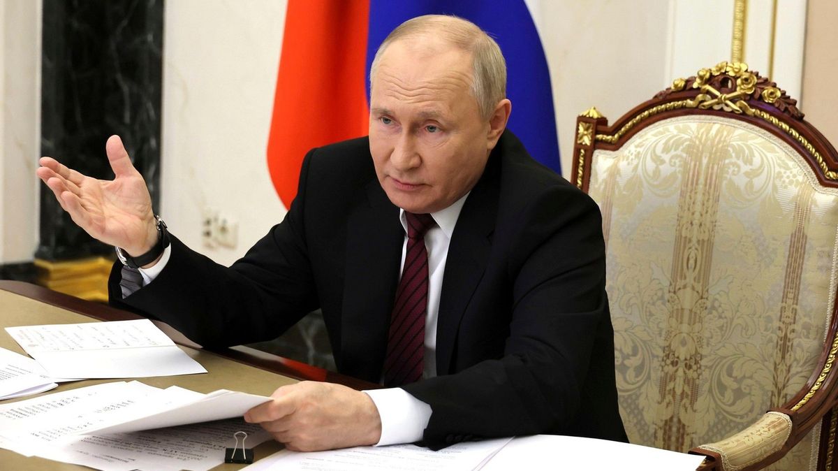 Hlavně žádnou mladou krev. Kreml už má prý jasno ohledně budoucích Putinových protikandidátů